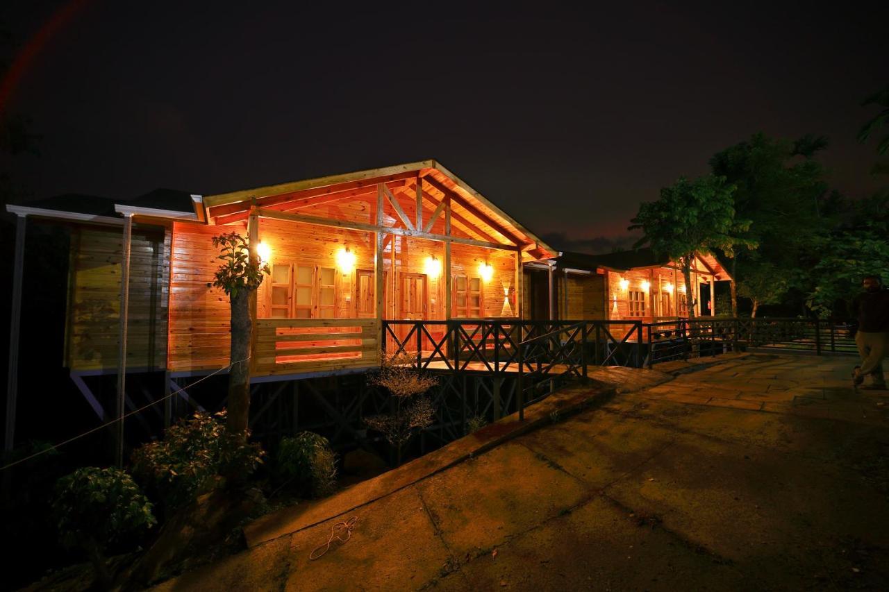 Woodrose Resort Kalpatta Ngoại thất bức ảnh