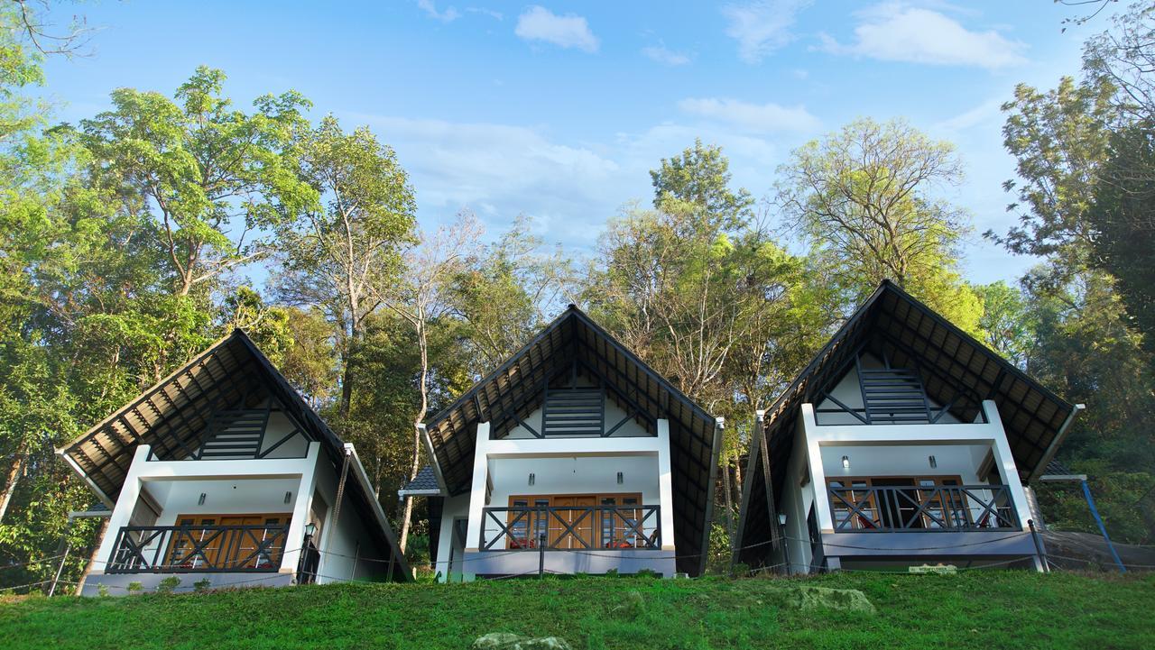 Woodrose Resort Kalpatta Ngoại thất bức ảnh