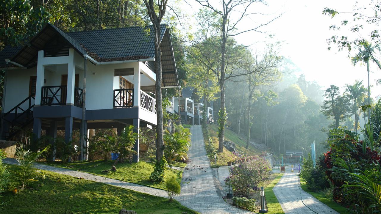 Woodrose Resort Kalpatta Ngoại thất bức ảnh